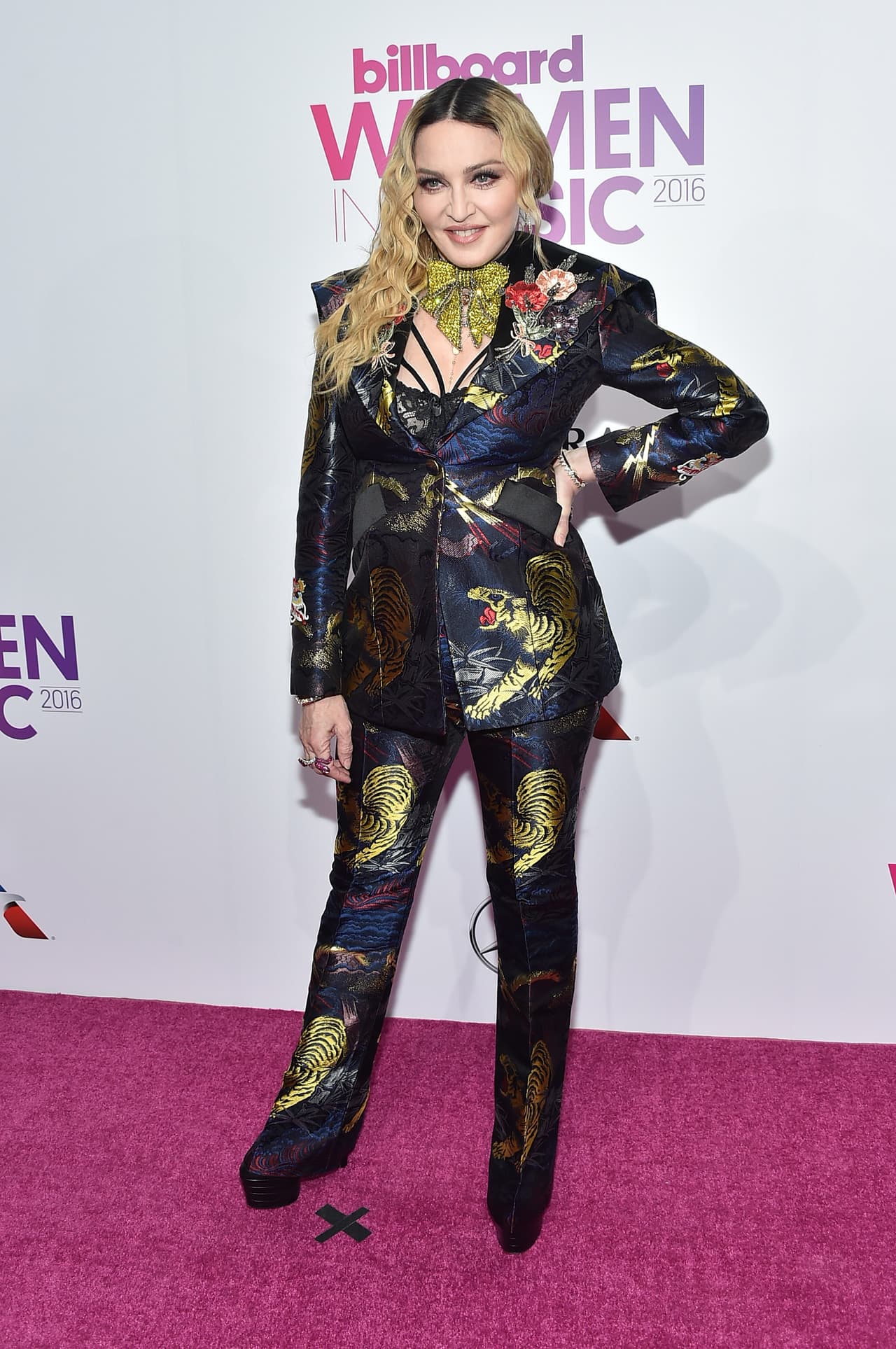 Maribel Guardia dijo en el reciente encuentro con la prensa que, así como Madonna y ella, las personas no deben "desanimarse con el tema de la edad".