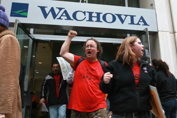 Sin embargo, la crisis hipotecaria y financiera desencadenaron una serie de problemas.