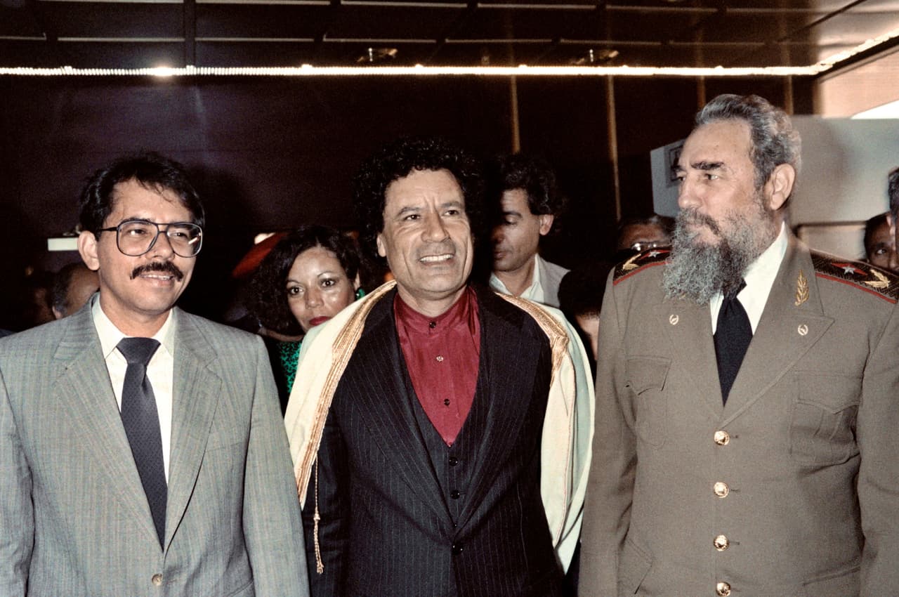 <b>Muamar Khadaffi (1942-2011). </b>El Hermano líder y guía de la Revolución Libia por más de 40 años se encontró con Fidel Castro en 1986. 
<br>
