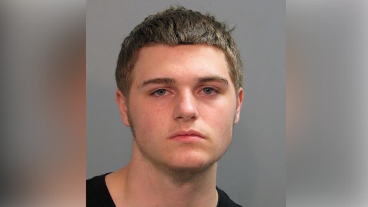 Venta por internet termina en robo a punta de pistola en un estacionamiento al noreste de Houston