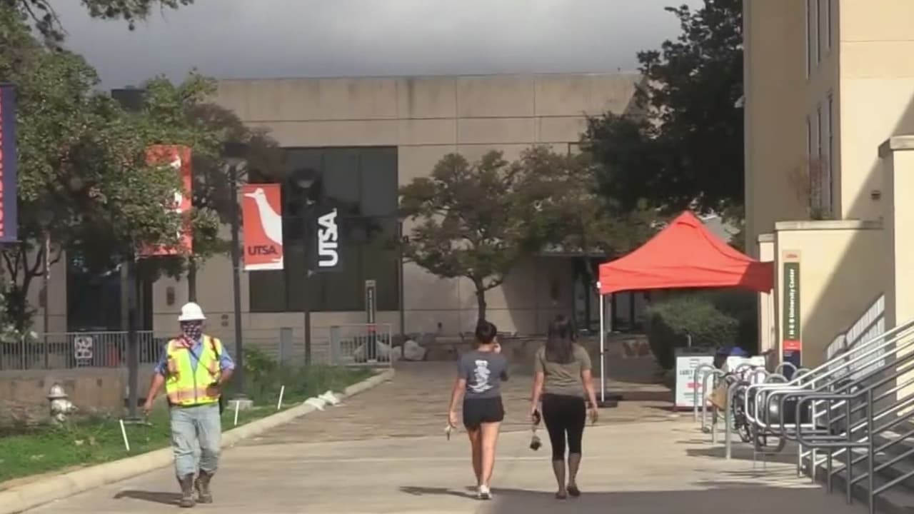 Sin previo aviso, revocan visas a un estudiante y dos exalumnos de UTSA