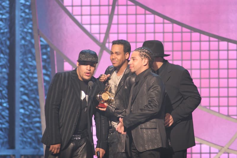 Aventura estaba conformado por Romeo, Lenny, Max y Henry Santos.
