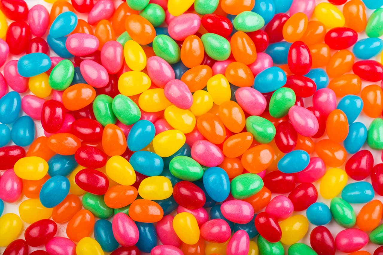 Los marshmallows, dulces duros o gomitas también son peligrosas.
