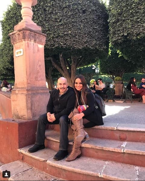 Por su parte Lupillo se reunió el pasado 12 de mayo con su familia, de quienes estaba distanciado desde hace algunos años y aprovechó dicho reencuentro para pedirle perdón a su madre, Rosa Saavedra, por anteponer a una mujer a su familia.