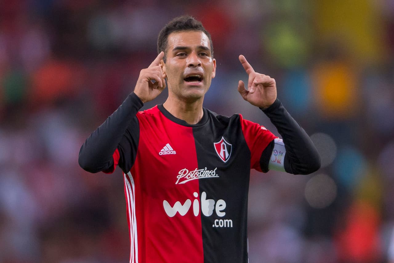 Rafael Márquez jugó su último partido en el Jalisco en la victoria del Atlas sobre Chivas. Los Rojinegros ganaron 1-0, el capitán del Tri y la Selección Mexicana tuvo una destacada actuación, y al final se llevó el cariño de propios y extraños.