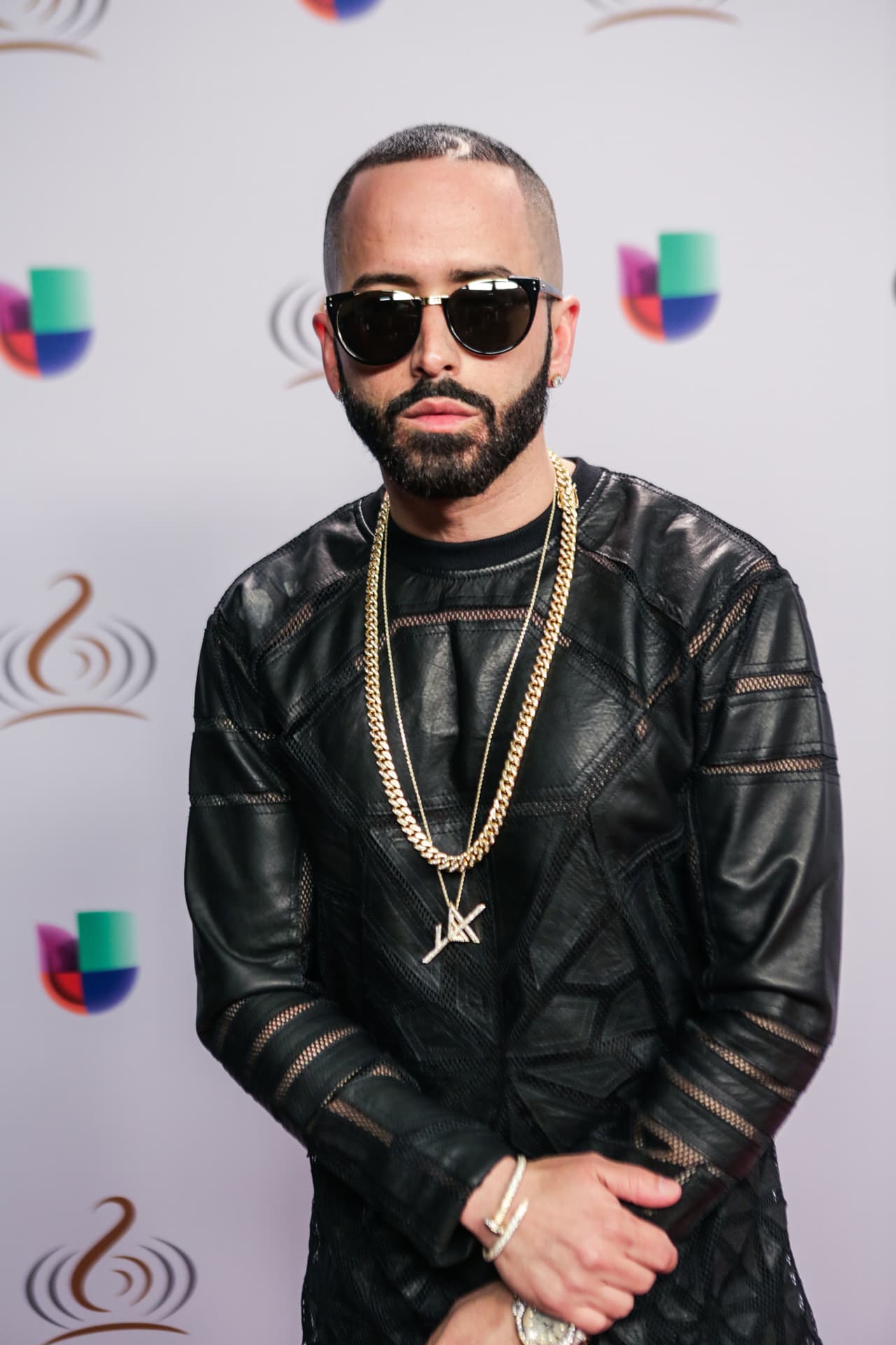 Así posaron en el detrás de cámaras para nuestras cámaras. ¡Míralos!