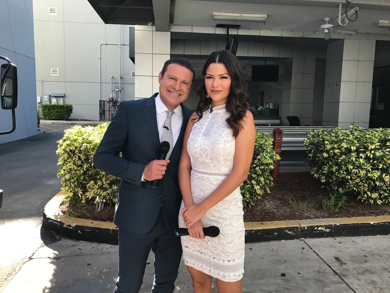 Alan Tacher regresó de vacaciones y Ana Patricia le dio la bienvenida.