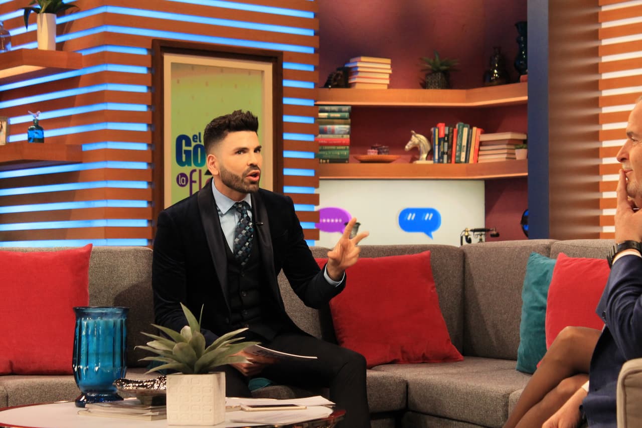 Una de sus primera críticas de moda definií cuáles han sido los peores atuendos que se han visto en Premio Lo Nuestro.