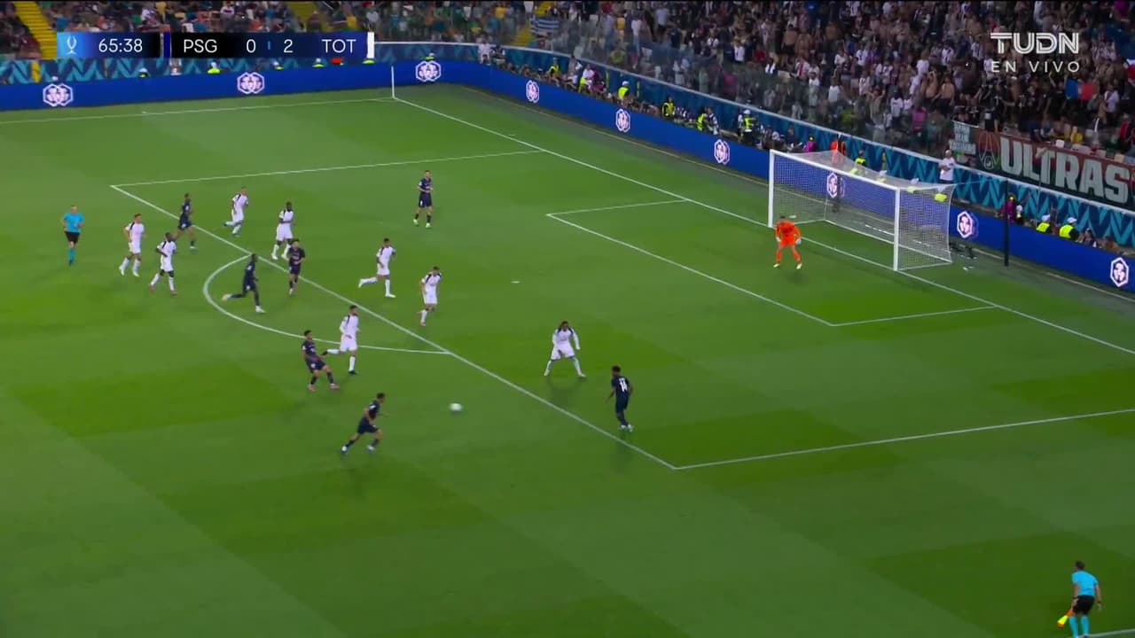 ¡Golazo... anulado! El PSG sigue abajo por dos goles en el marcador