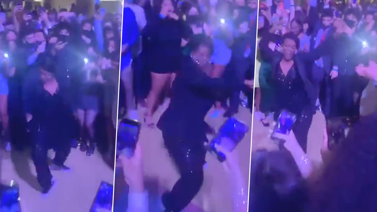 <b>El baile de la directora</b>
<br>En octubre, la directora de la secundaria Walter Payton College Preparatory atrapó los reflectores.
<br>En la ceremonia de bienvenida de la que es considerada la mejor secundaria de Illinois, la directora Fareeda Shabazz dejó a muchos sin aliento con su baile.
<br>