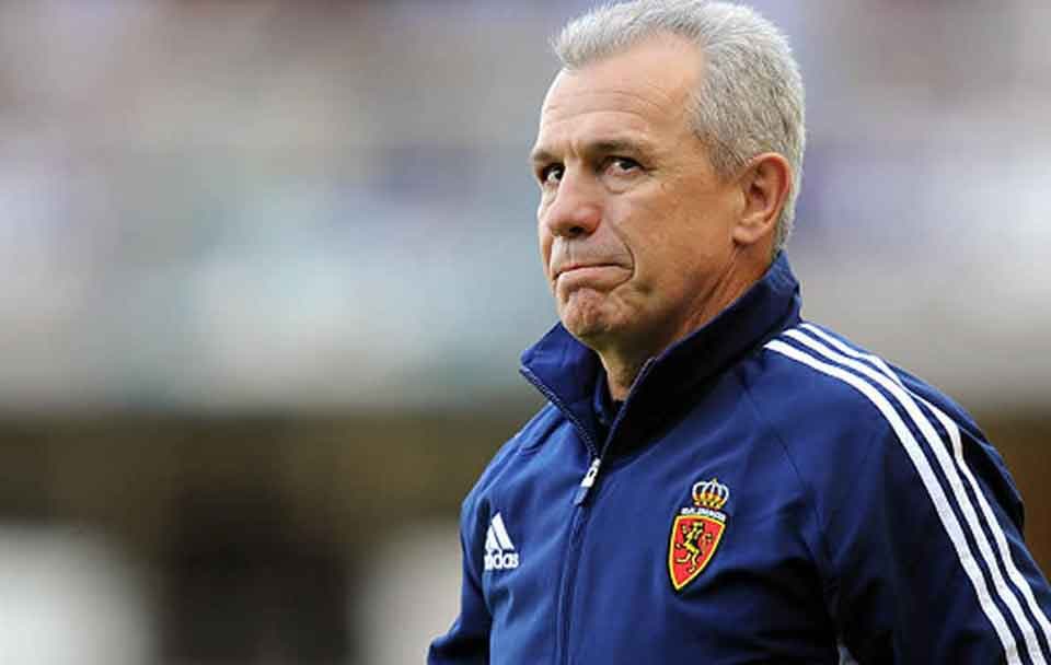 Esta polémica situación manchó el nombre de Aguirre y en el 2011 es destituido del Zaragoza por malos resultados.