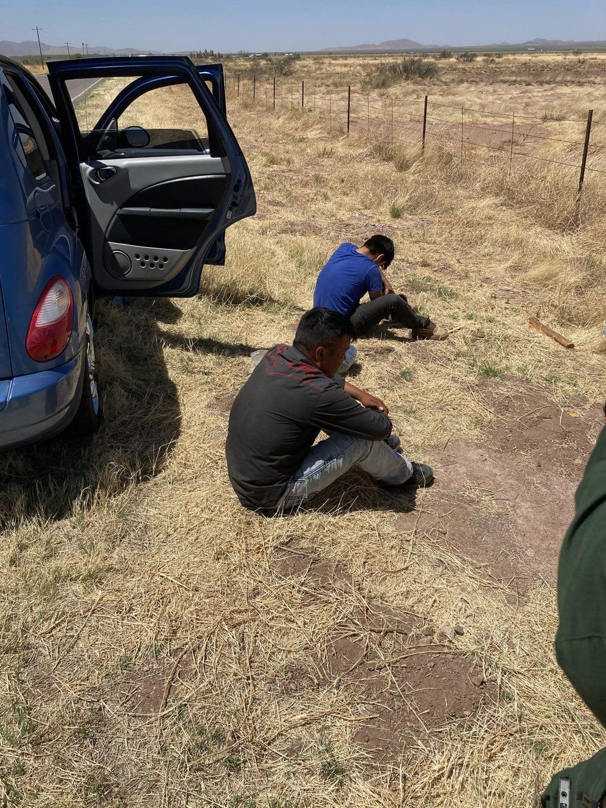 Oficiales del sheriff del condado de Cochise realizaron una parada de tráfico a un Chrysler PT 2006 en Davis Road cerca del poste de la milla 21 (McNeal) por múltiples infracciones de tráfico. Ocurrió el 22 de abril y fue parte de la Operación Calles Seguras.