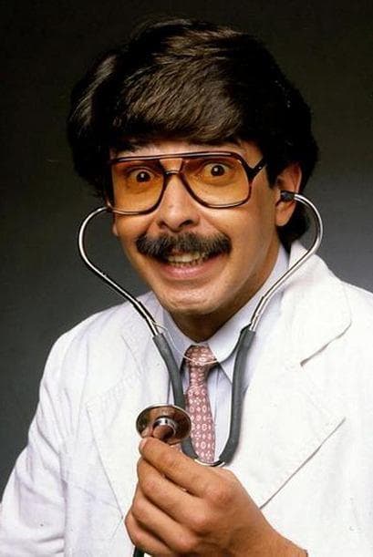 'Dr. Cándido Pérez' fue una serie de comedia que duró por más de 6 años en la televisión mexicana, contando la historia de un doctor bastante coqueto y sus aventuras con su familia.