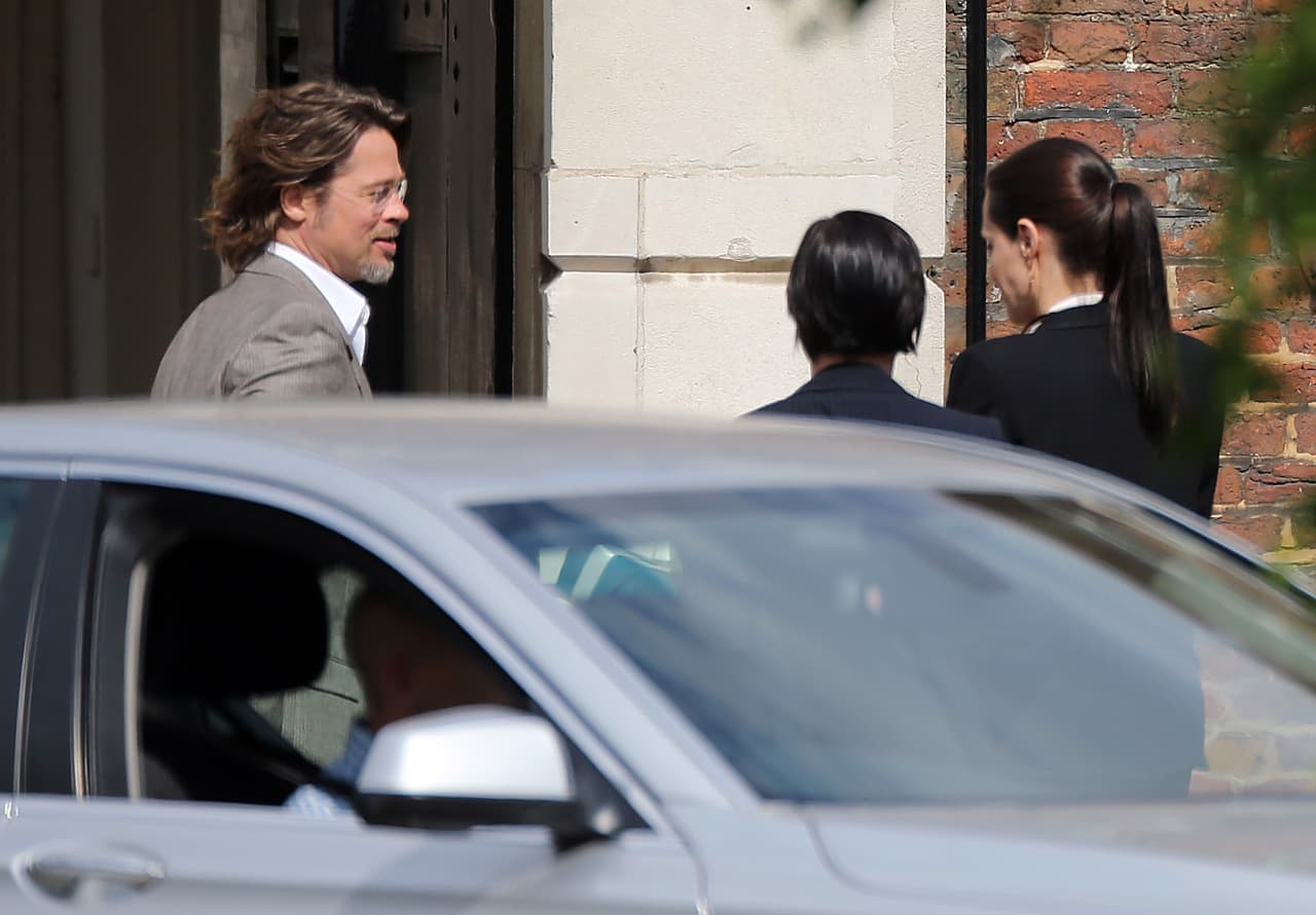 Este fin de semana, Angelina Jolie y Brad Pitt arribaron al Palacio de Kensington.