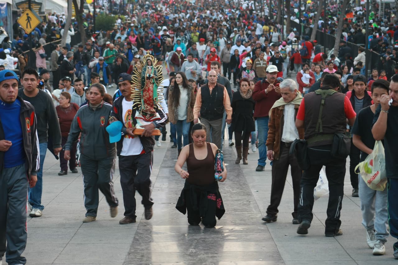 Salvador Martínez, rector y portavoz de la Basílica, hizo votos porque el país alcance la "paz verdadera" durante su homilía, realizada a la medianoche del martes.