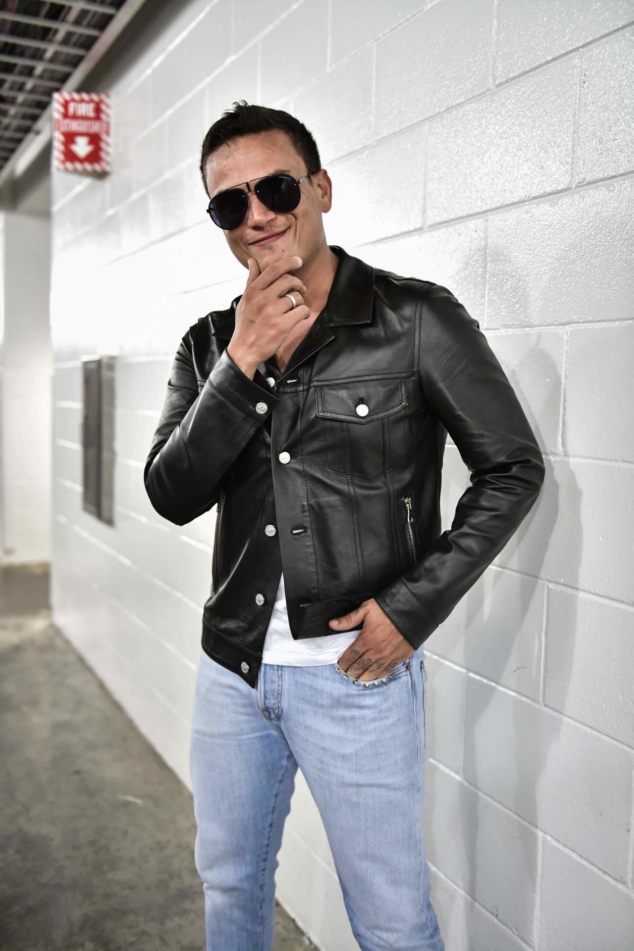 El intérprete de éxitos como 'Cásate conmigo' y 'La llamadita' no pudo evitar recordar que cuando él era niño, su padre también lo llev´ó a trabajar con él.