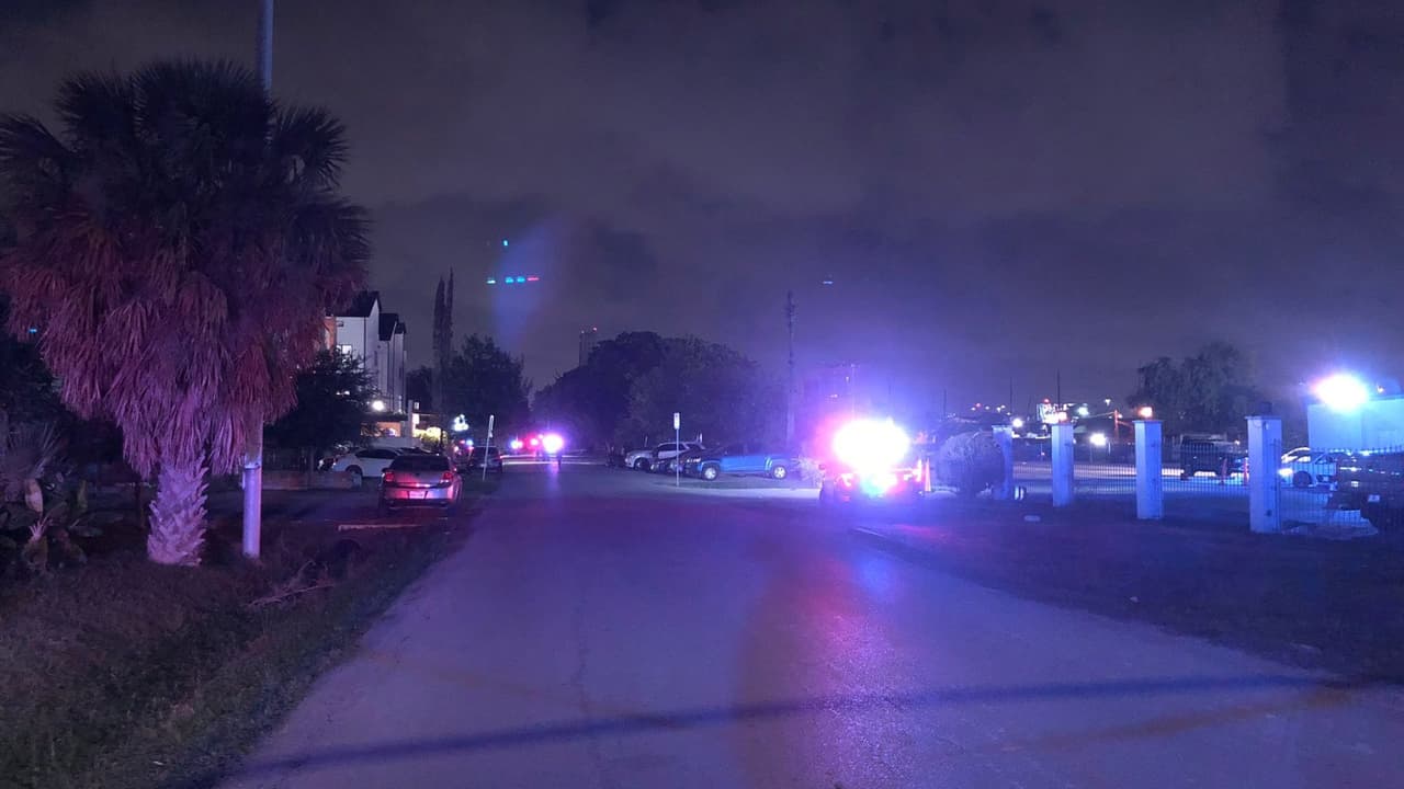 Muere un hombre luego de recibir varios disparos durante una discusión en Houston: no hay arrestos 