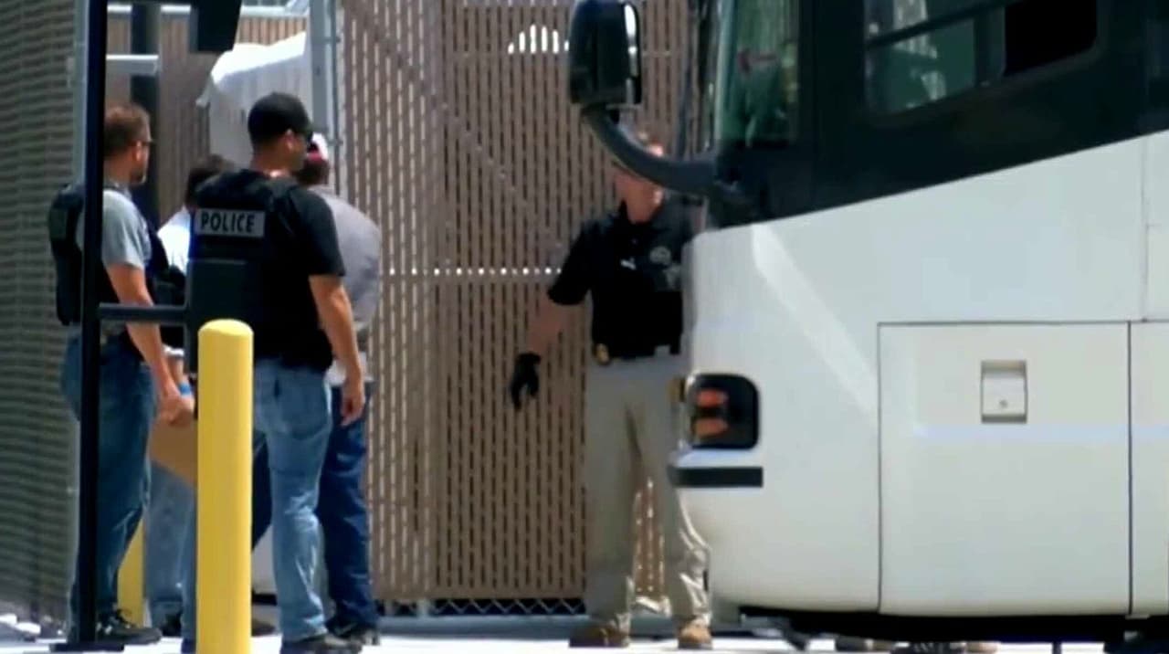 Sheinbaum ordena visitas consulares diarias ante la muerte de 15 mexicanos en custodia de ICE