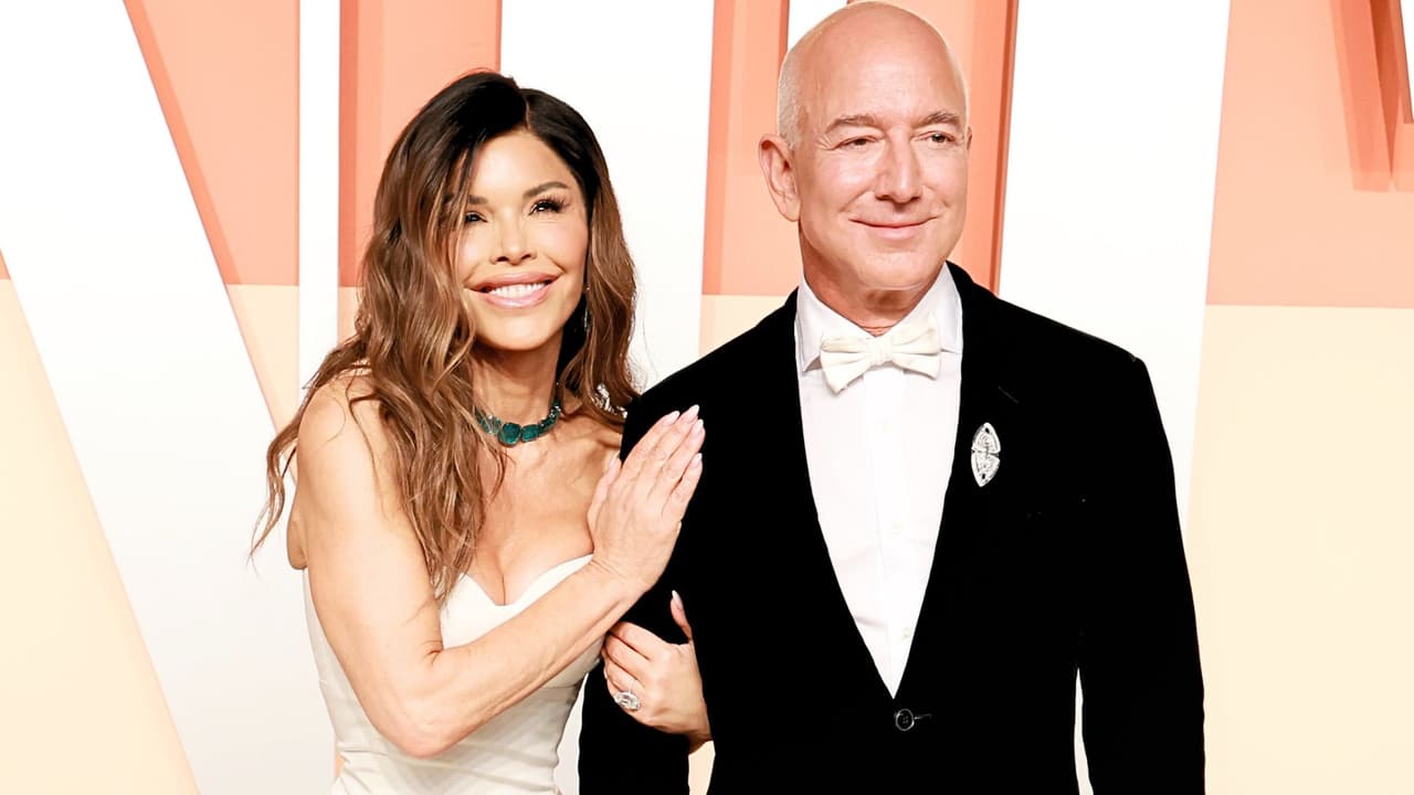 Jeff Bezos visitó un restaurante en España antes de su boda, ¿qué comió y cómo se comportó?