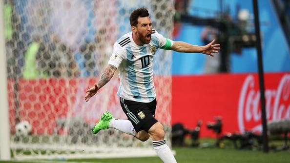 Leo Messi anota el gol 100 del Mundial
