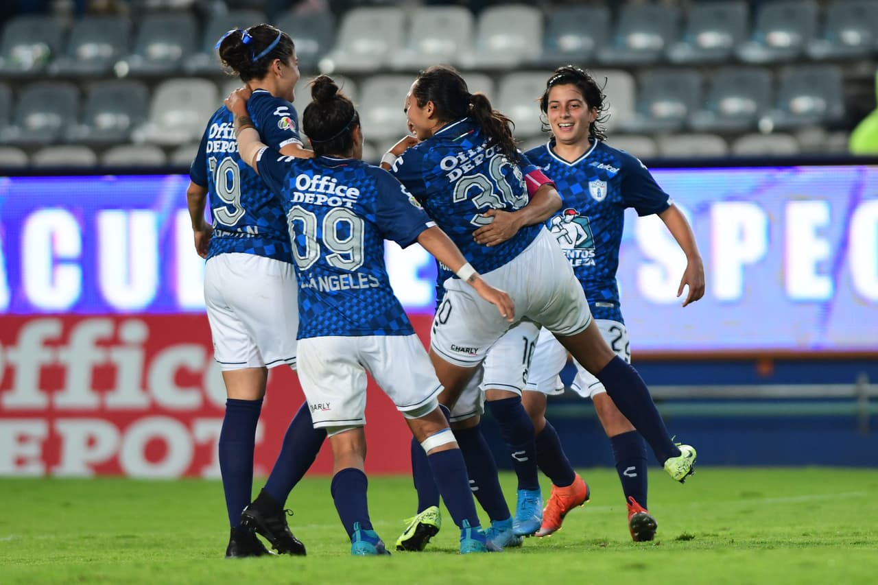 Pachuca 5-1 Juárez. Las tuzas mostraron el músculo y están a cuatro puntos del líder Monterrey.