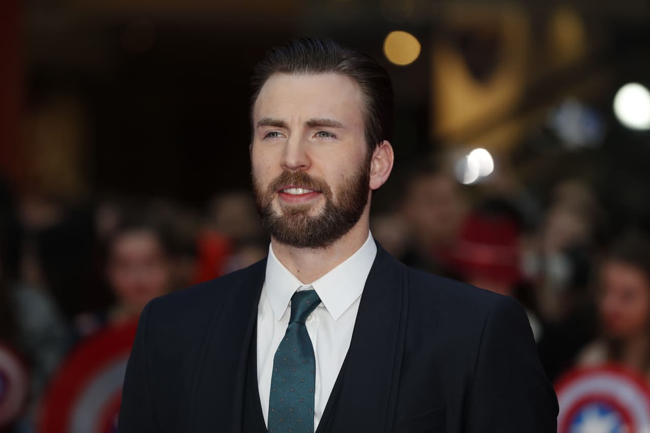 El capitán América, Chris Evans, ya confirmó su disponibilidad para entregar uno de los galardones.