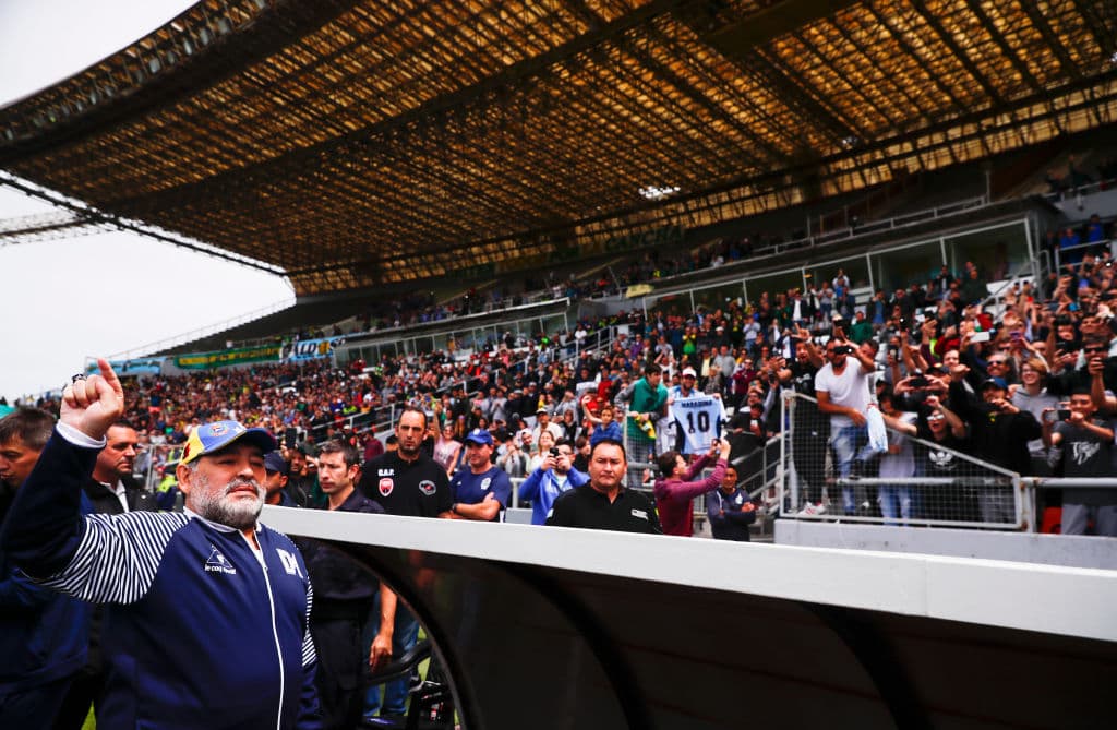 Aldosivi 0-3 Gimnasia La Plata. Con goles de Coronel, Ramírez y García, de penal, 'el Lobo' de Maradona se llevó los tres puntos.