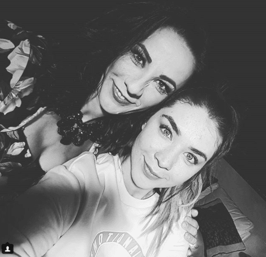 Luján sabe cómo tener humor en su vida y qué mejor compañía para reír que Consuelo Duval.