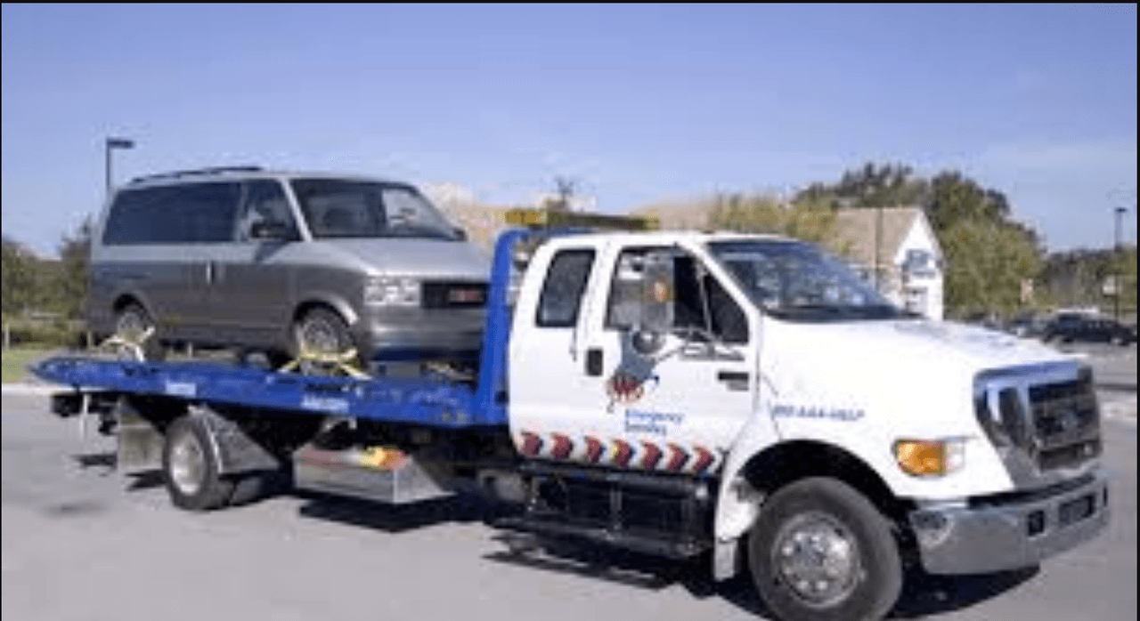 El AAA ofrece remolque gratis durante las fiestas de Año Nuevo