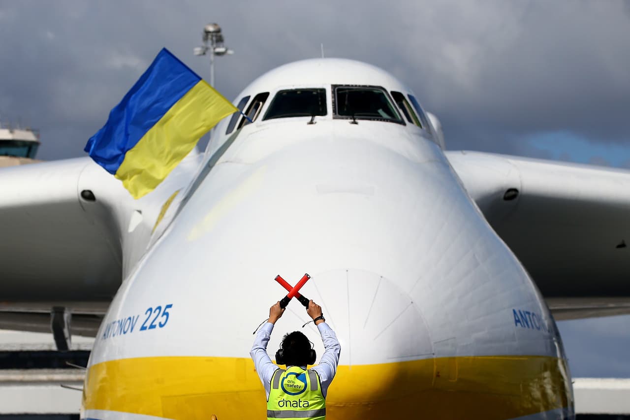 Ucrania: un vistazo al avión más grande del mundo destruido por las fuerzas militares rusas