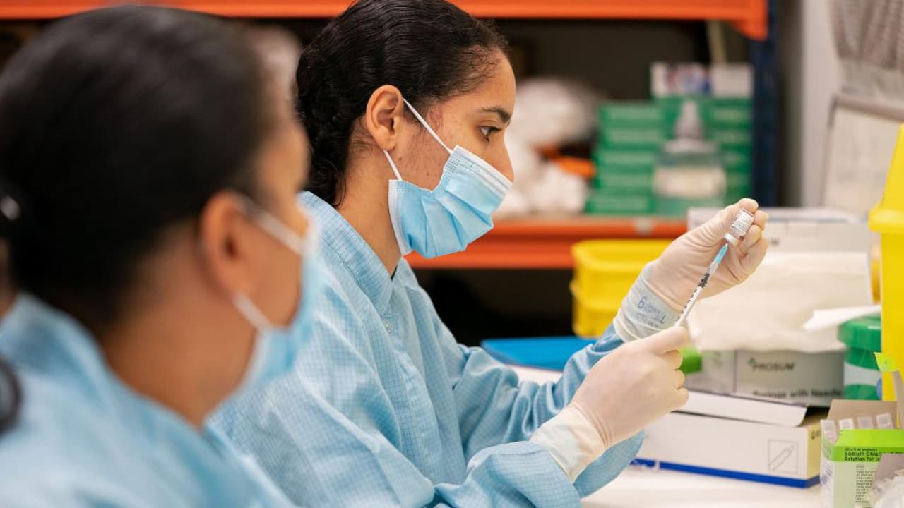 Aumenta la tasa de positividad y hospitalizaciones por covid-19 en Puerto Rico