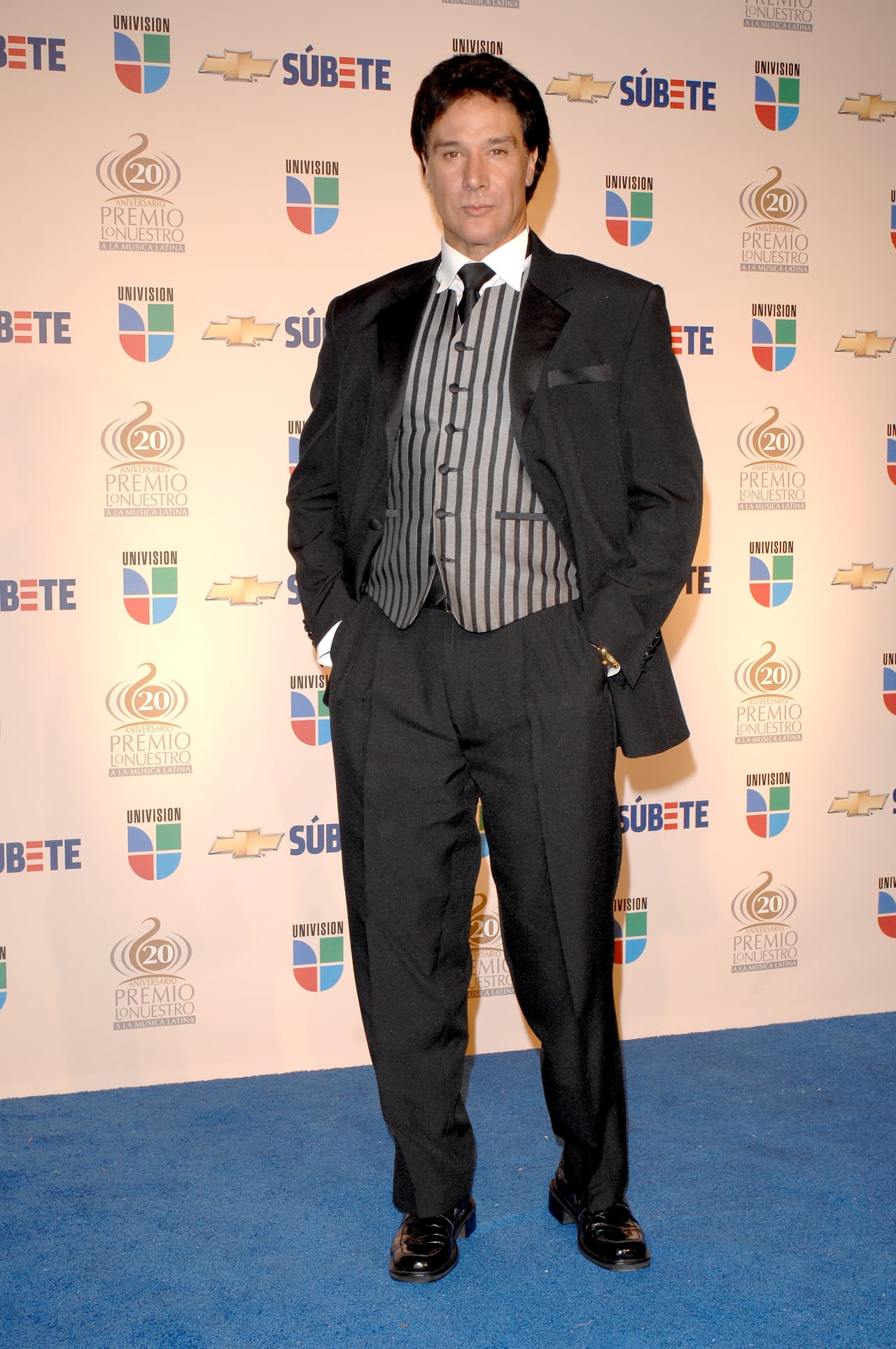 Aunque no se sabe qué fue lo que causó que ambos tuvieran mala relación, se dice que al final de la historia ella pidió a la escritora que mataran a su personaje para ya no tener que grabar escenas con 
<b>Fernando</b>.