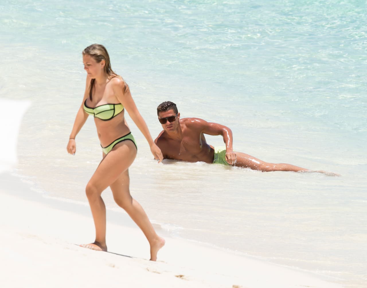 Cristiano no perdió oportundiad de disfrutar de paisaje.