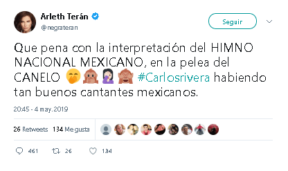 En su crítica se puede leer la frase: 
<b>"Habiendo tan buenos cantantes mexicanos"</b>, haciendo claramente alusión a la calidad vocal de Carlos Rivera.