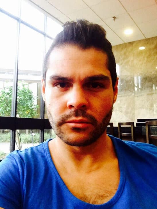 <b><a href="http://www.univision.com/series/el-chapo/marco-de-la-o-el-actor-que-sera-el-chapo-en-la-proxima-serie-de-netflix-y-univision">Marco de la O</a></b> se convertirá en uno de los narcotraficantes más buscados de todos los tiempos, el actor protagoniza la
<b><a href="http://www.univision.com/serie/el-chapo">serie 'El Chapo'</a></b>.