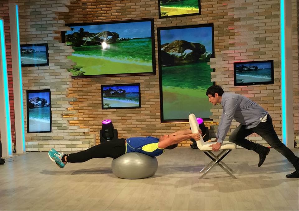 Diego Di Marco te enseña a trabajar el abdomen, glúteos y piernas.