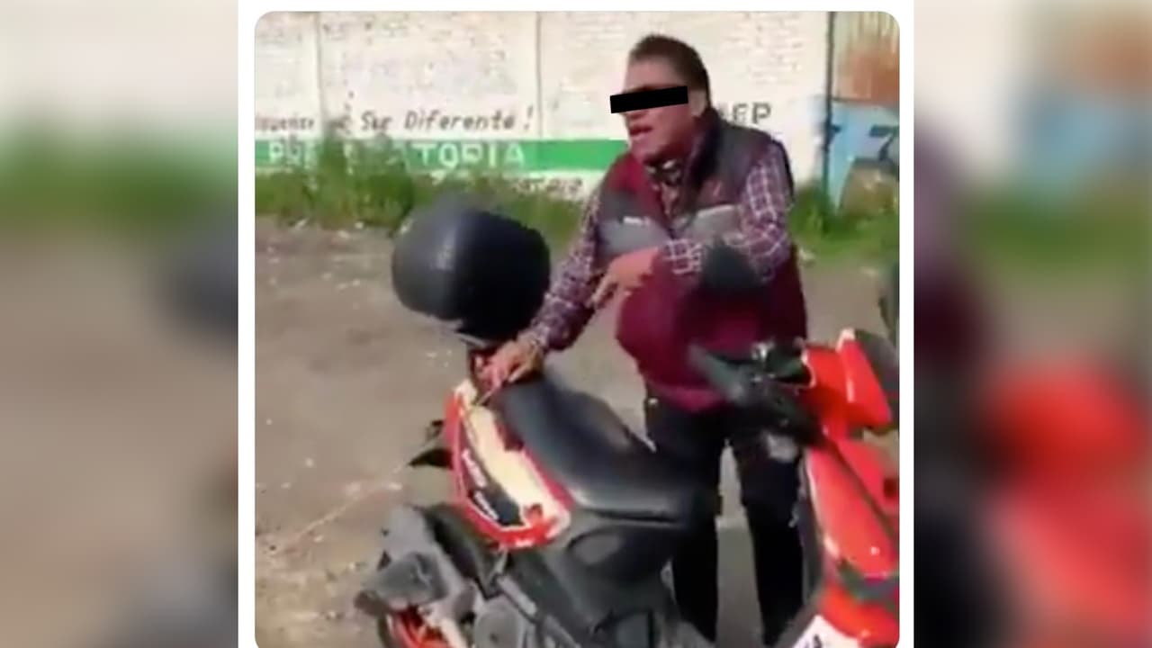 El hombre justificando su acción al decir que el perro tenía rabia.