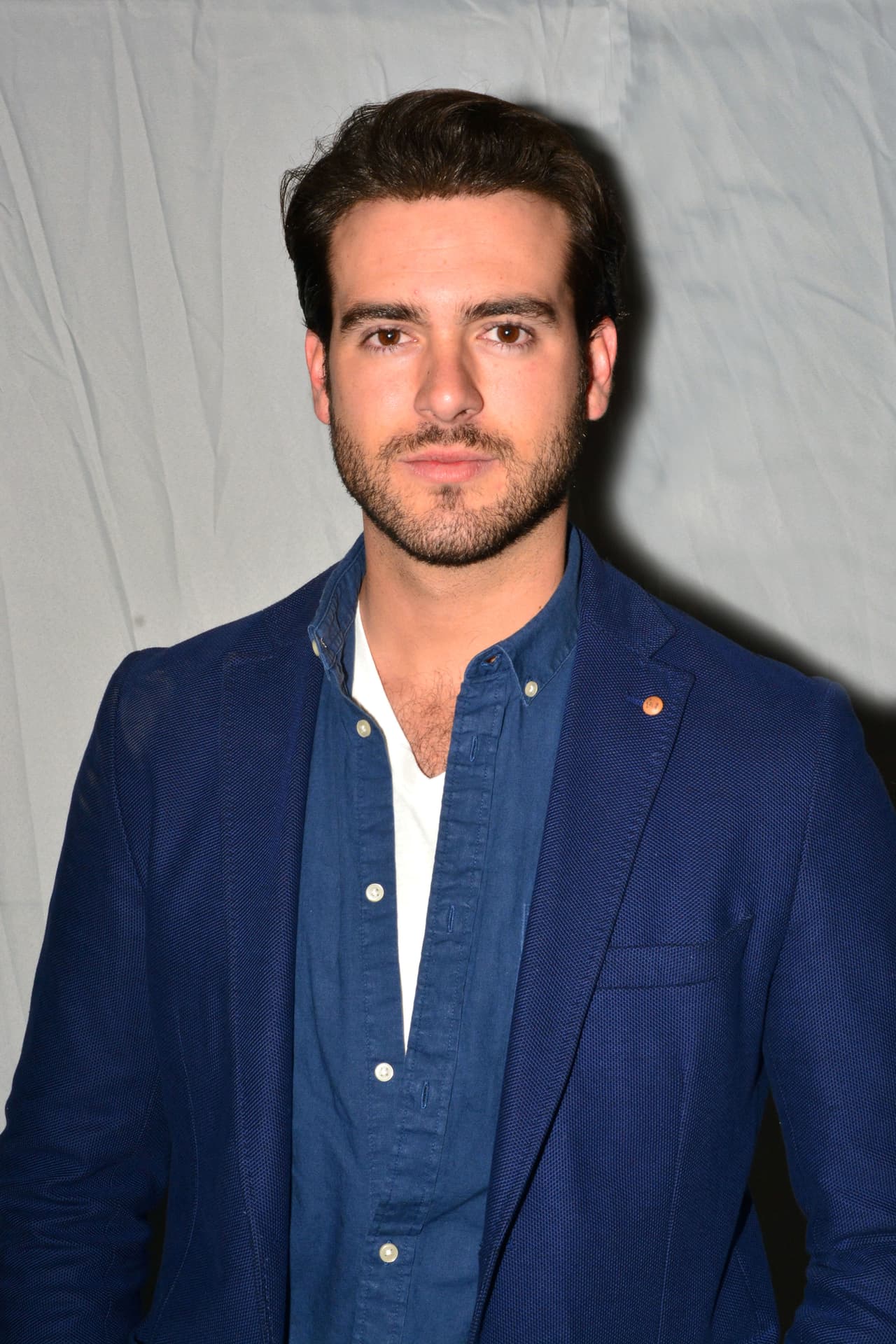 Si 
<b><a href="http://www.univision.com/temas/pablo-lyle">Pablo</a></b> logra ganar el premio este 2017 sería el segundo año consecutivo, pues en el 2016 ganó esta terna por la telenovela 
<i>La sombra del pasado</i>.