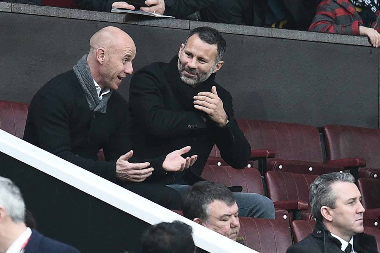 Aún hoy, ese grupo de jugadores, entre los que también estaba el galés Ryan Giggs se hablan como hermanos, pues precisamente esa fue la gran gloria de ese equipo campeón en 1999.