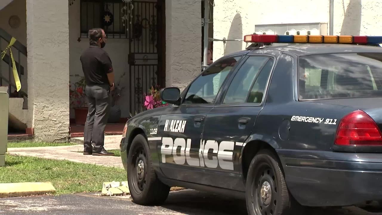 Hija va a visitar a sus padres en Hialeah y los halla muertos dentro de la casa