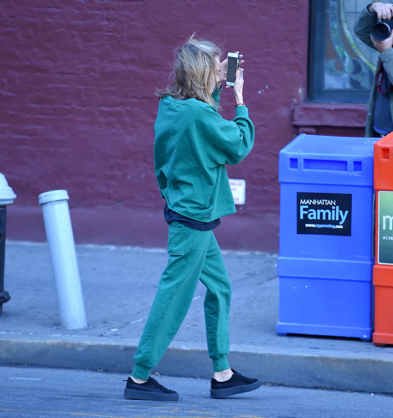 Quizá jugando Pokemon Go, ¿por qué no?