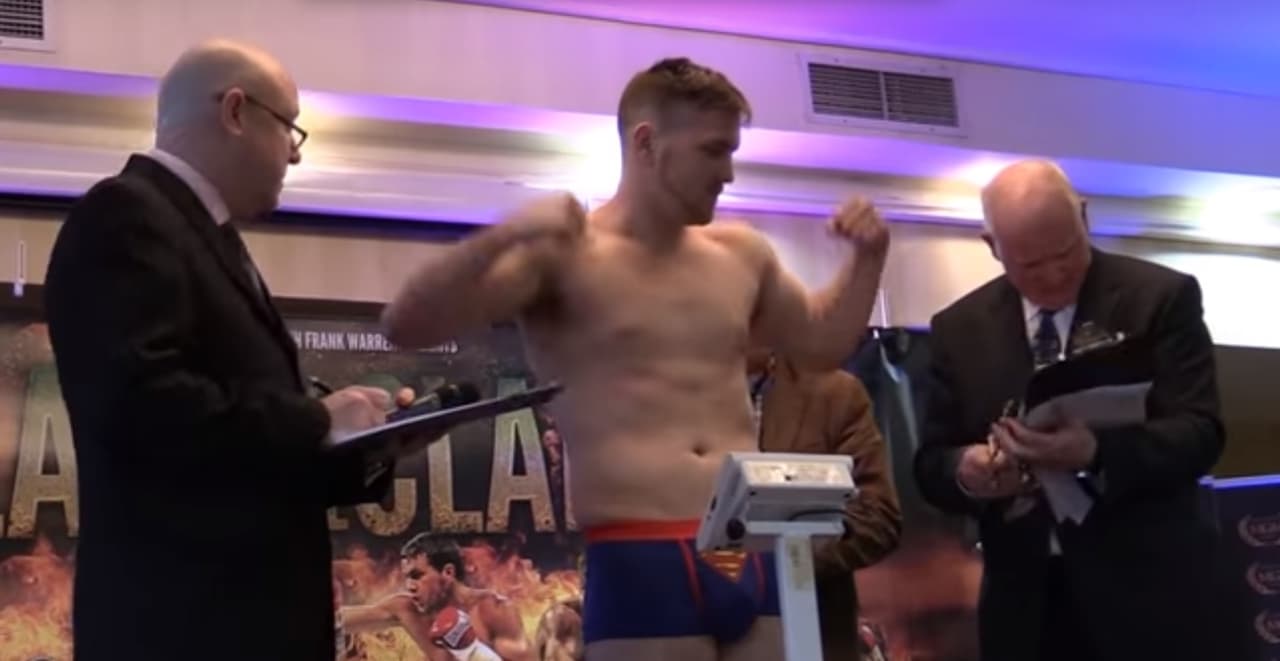 Un muerto, dos heridos en tiroteo en pesaje de boxeo en Irlanda 