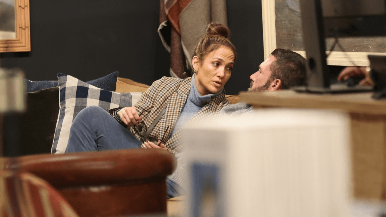 La salida de 'shopping' de la pareja se suscitó justo en el fin de semana largo tras el Día de Acción de Gracias.