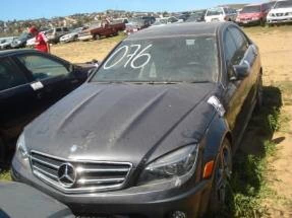 Coche robado de un concesionario en Los Ángeles en 2010 y recuperado cinco años después en Tijuana.