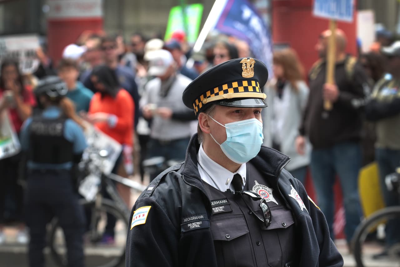 1,200 oficiales adicionales patrullarán las calles de Chicago durante el fin de semana del 4 de julio