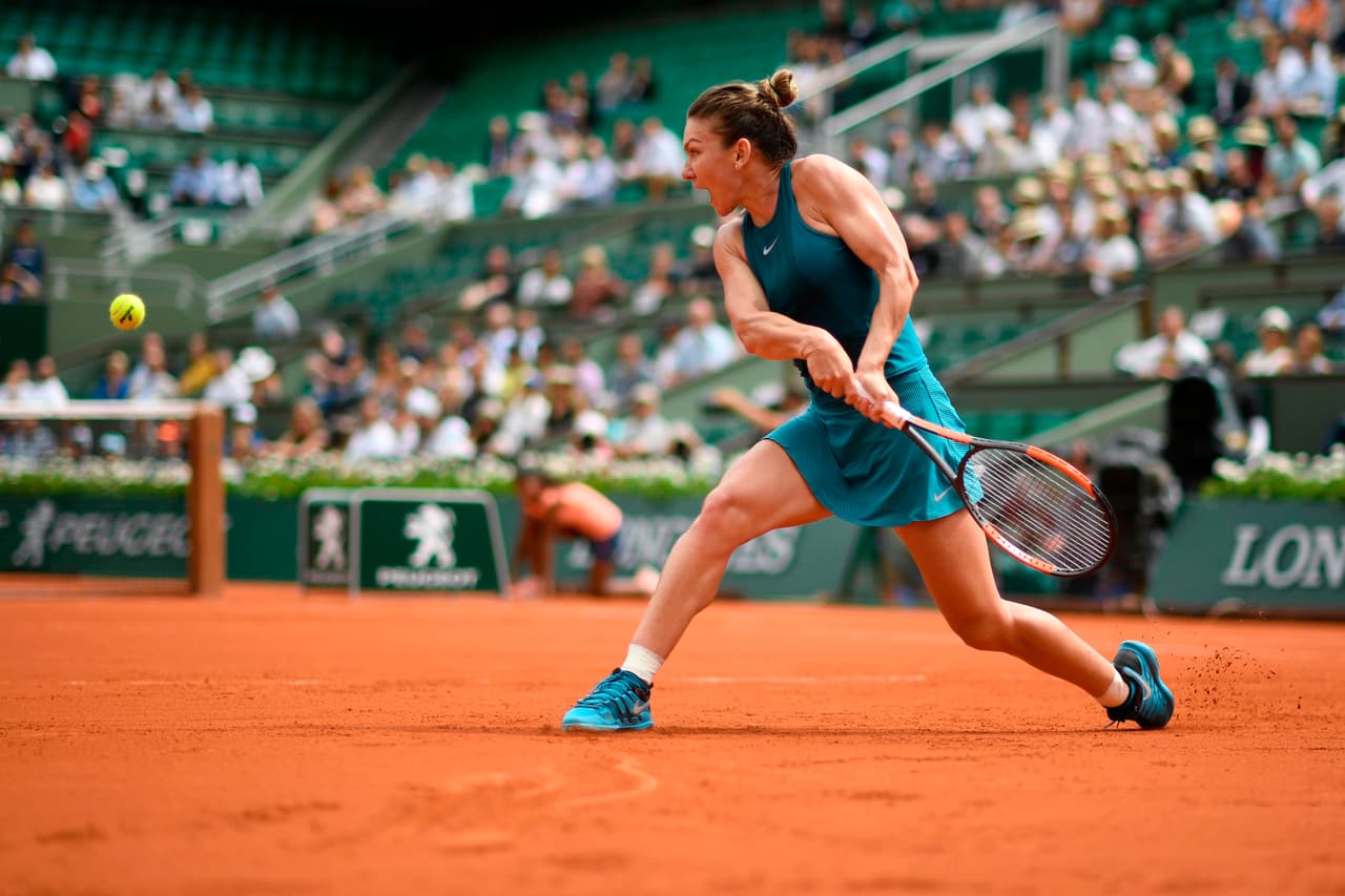 Con mucho menor peso en su cuerpo, sus movimientos son mucho más sencillos y su juego es mucho más preciso. Eso la llevó a ser la número uno del mundo el 9 de octubre de 2017.