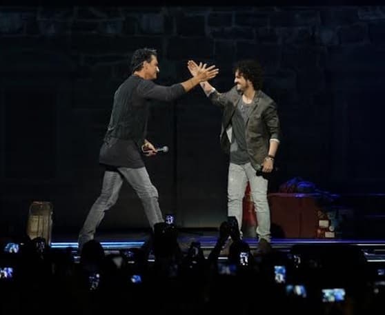 Tommy Torres cantó con Arjona