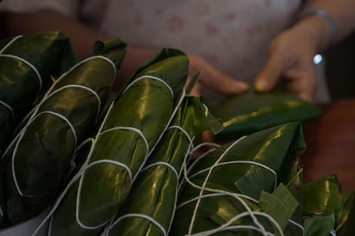 El 
<i>pastel puertorriqueño</i> tiene su origen en la herencia taína.