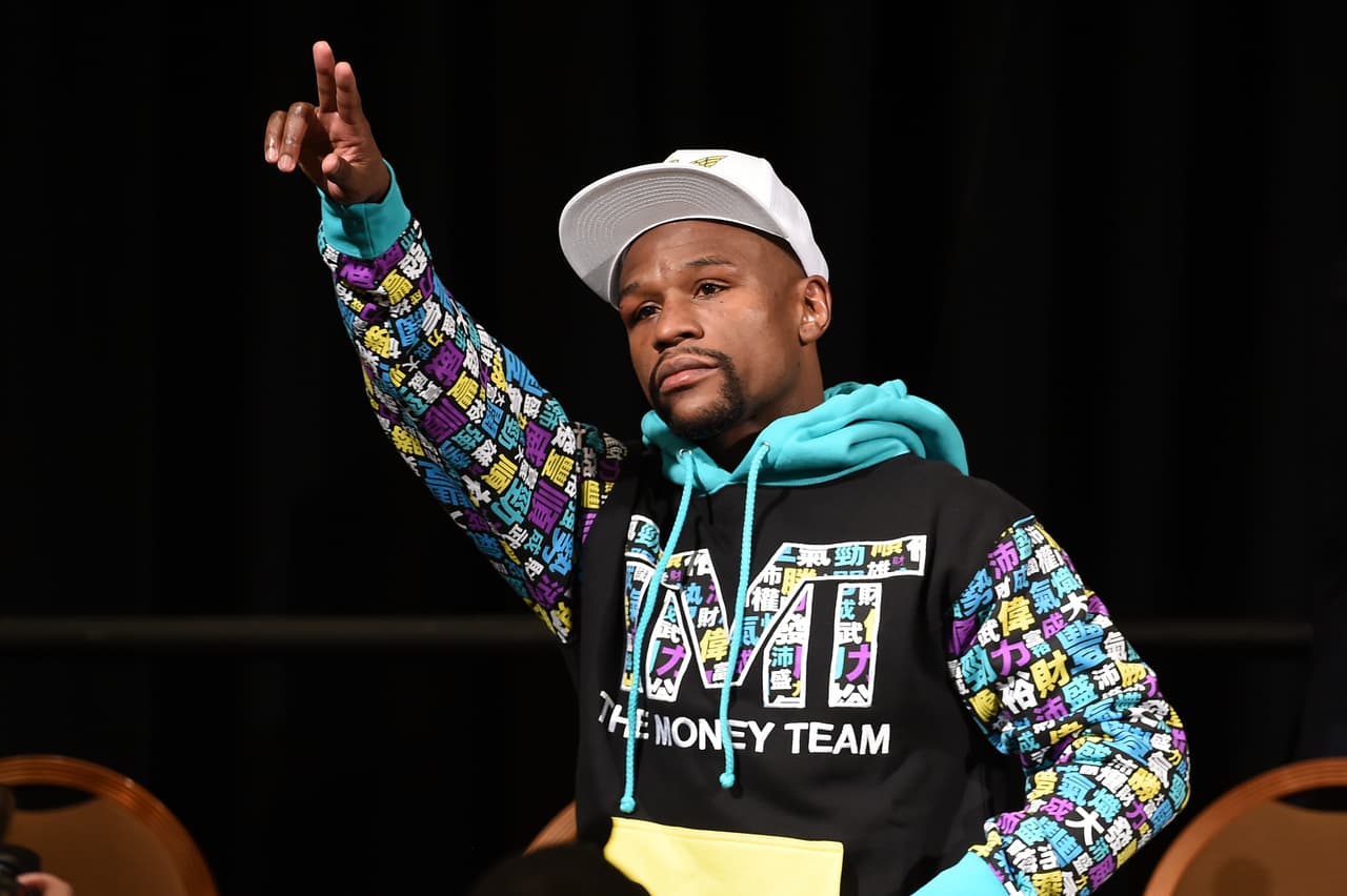 Mayweather se compra un reloj cubierto de diamantes