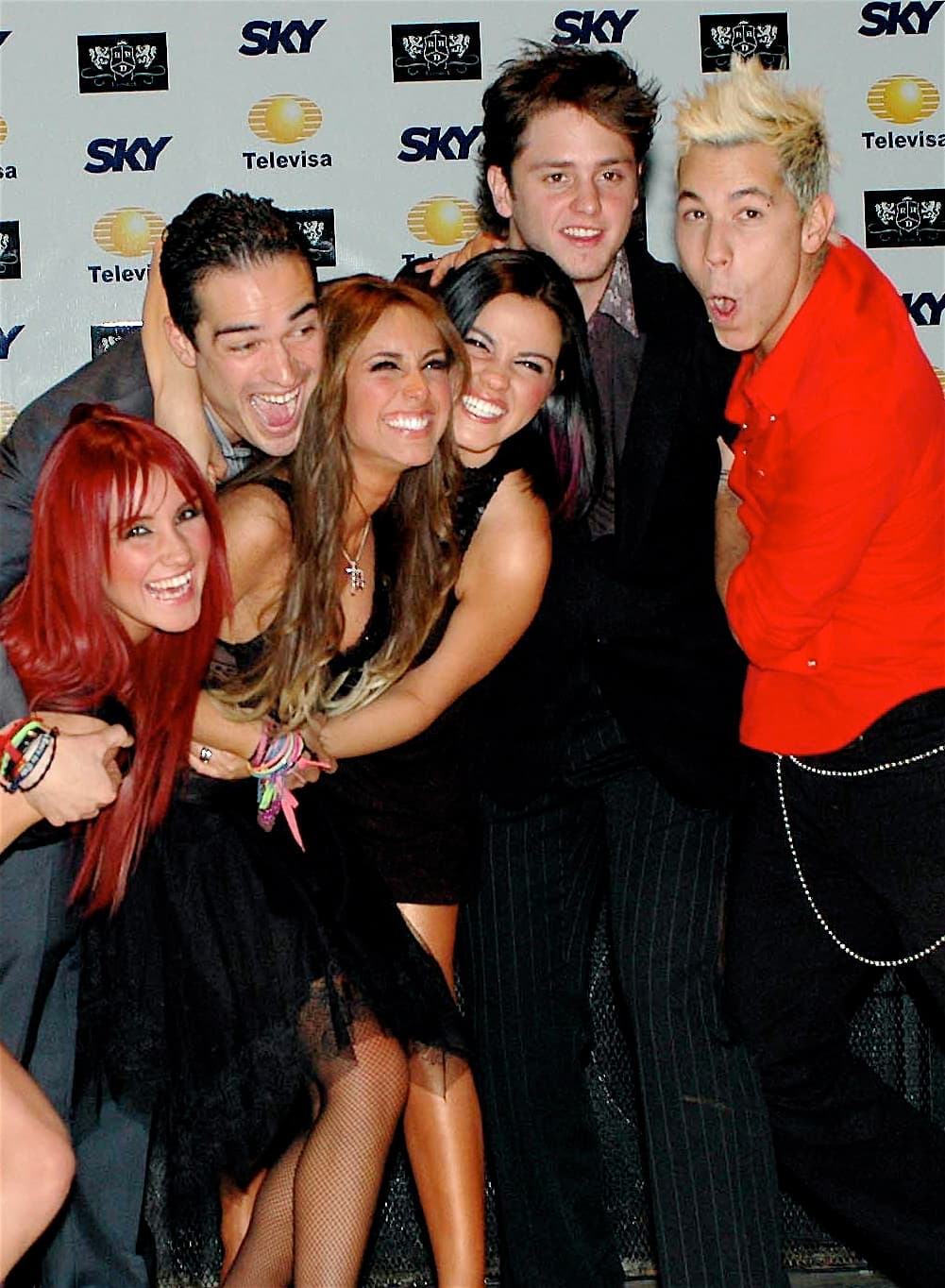 Los fans estipularon que el 4 de octubre es el día mundial de RBD, ya que en esa fecha se estrenó la telenovela en México.